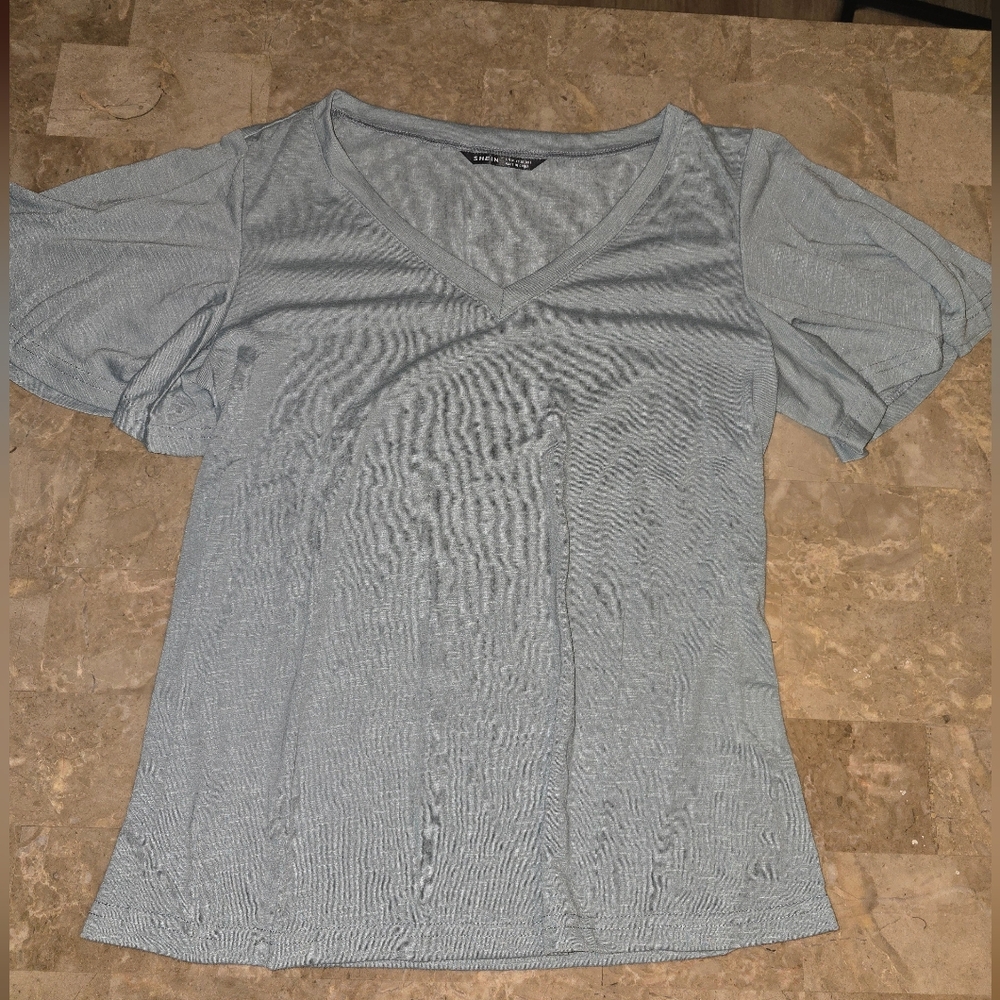 SHEIN Light Gray V-Neck Short Sleeve Top